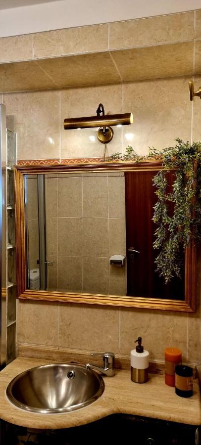 Casa Do Criativo Bed&Breakfast Almada Exterior photo