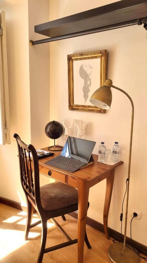 Casa Do Criativo Bed&Breakfast Almada Exterior photo